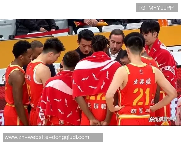 CBA上海队与苏州队激战正酣谁能在这场对决中笑到最后